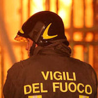 Via Bissolati: furgone dato alle fiamme