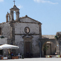 Chiesa sconsacrata di piazza Regina Margherita – Pasquale Aliffi ne propone l’acquisizione