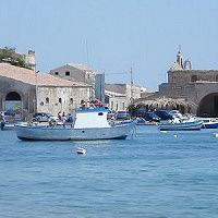 Marzamemi tra sole e mare