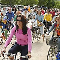 Passeggiata in bicicletta per la legalità