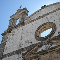 Transennato il simbolo del Borgo