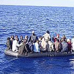 Immigrazione, altri tre sbarchi in Sicilia. Centro di Lampedusa sovraffollato