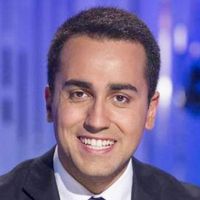 Luigi Di Maio (M5S) e i parlamentari incontrano la cittadinanza